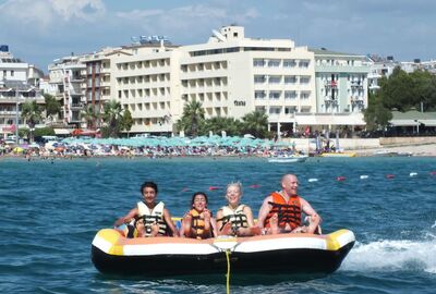 Tuntas Beach Hotel Altinkum